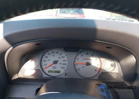 2001 Nissan Xterra Se z USA, uszkodzony, nr VIN 5N1ED28T51C538192